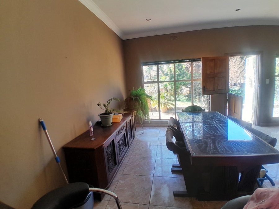 To Let 4 Bedroom Property for Rent in Kuruman Northern Cape